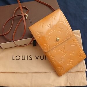 Louis Vuitton Yellow Vernis crossbody bag